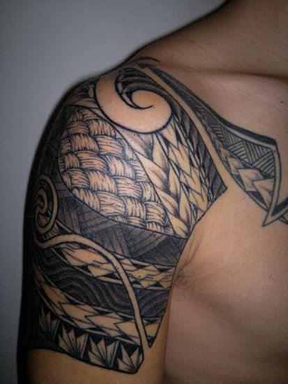 tatoo épaule bras homme
