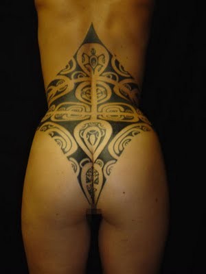 tatouage ange polynésien