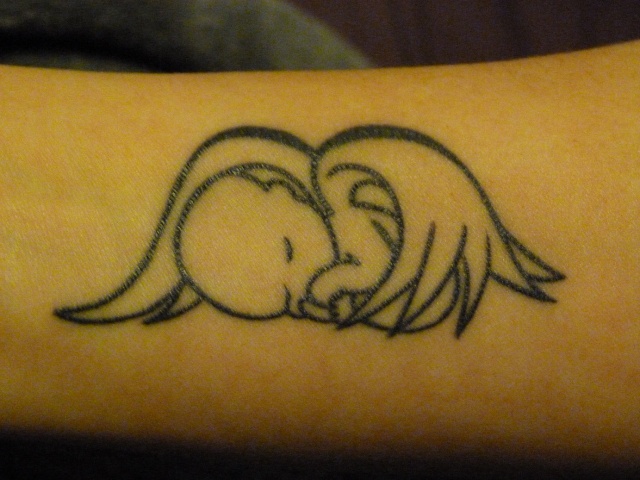 tatouage ange qui dort