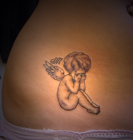tatouage ange simple