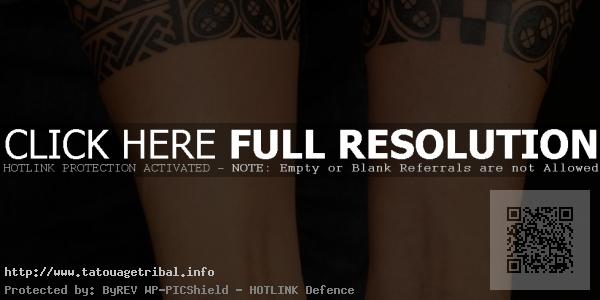 tatouage avant bras bracelet