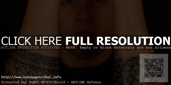 tatouage avant bras bracelet