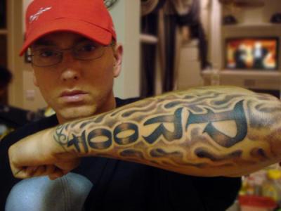 tatouage avant bras eminem