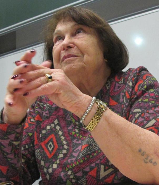 tatouage avant bras gendarmerie