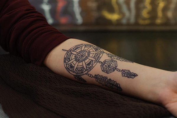 tatouage avant bras intérieur femme