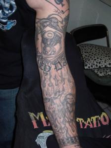 tatouage avant bras rempli