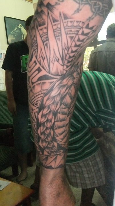 tatouage avant bras rempli