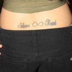 tatouage bas du dos phrase