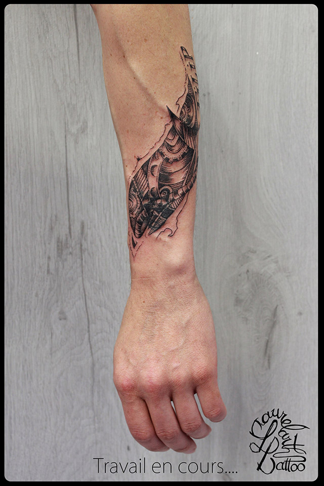 tatouage biomecanique lyon