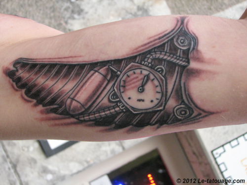 tatouage biomecanique montreal