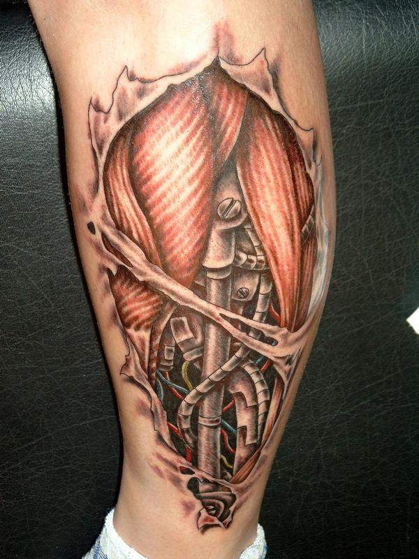 tatouage biomecanique spiderman
