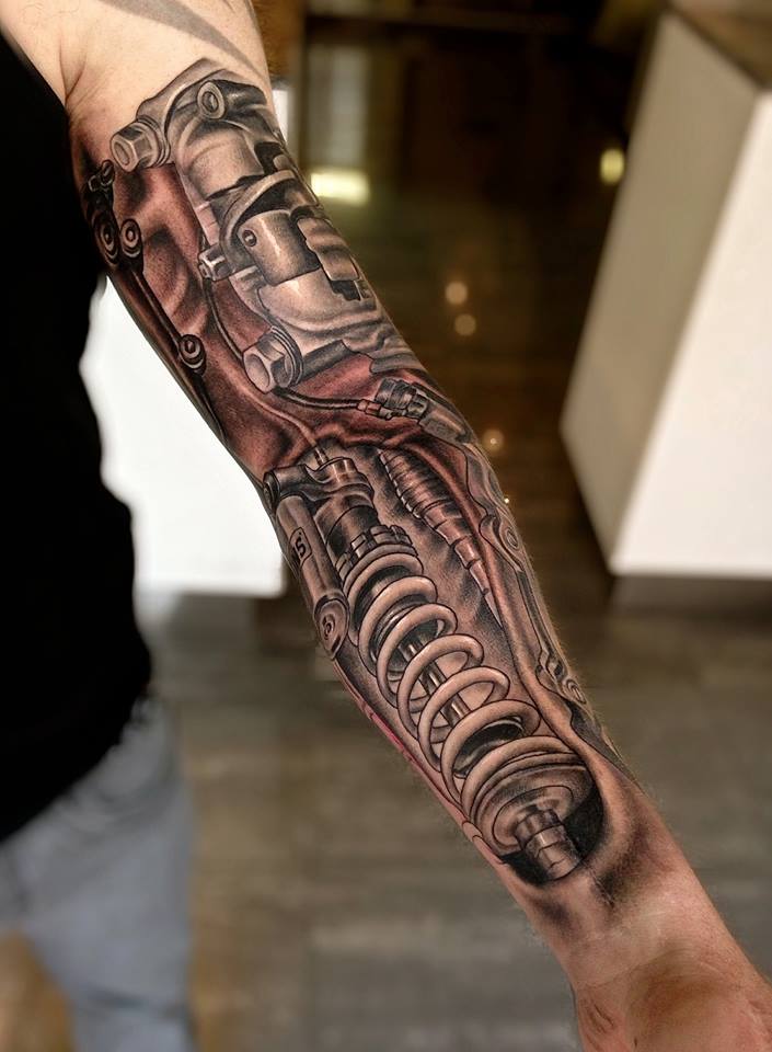 tatouage biomecanique toulouse