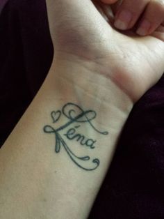 tatouage bracelet prenom