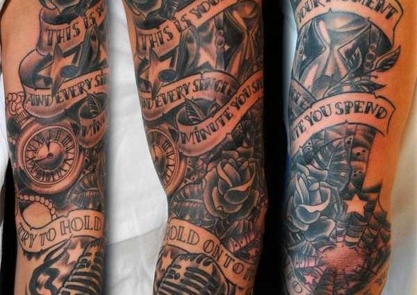 tatouage bras homme noir et blanc