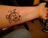 tatouage bras intérieur