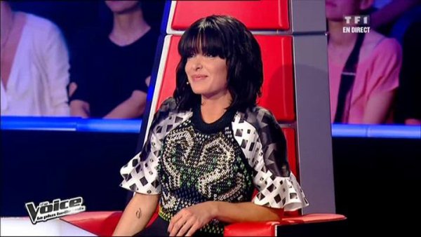 tatouage bras jennifer star ac