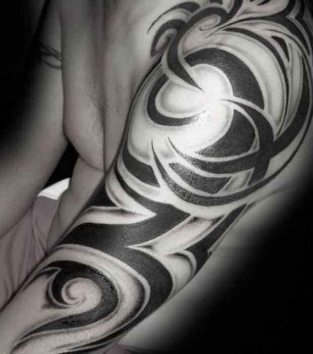 tatouage bras tribal