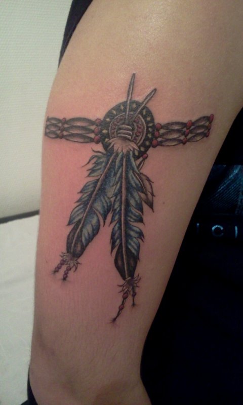 tatouage brassard indien
