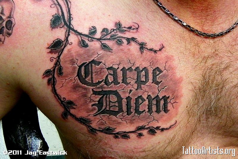 tatouage carpe diem gothique