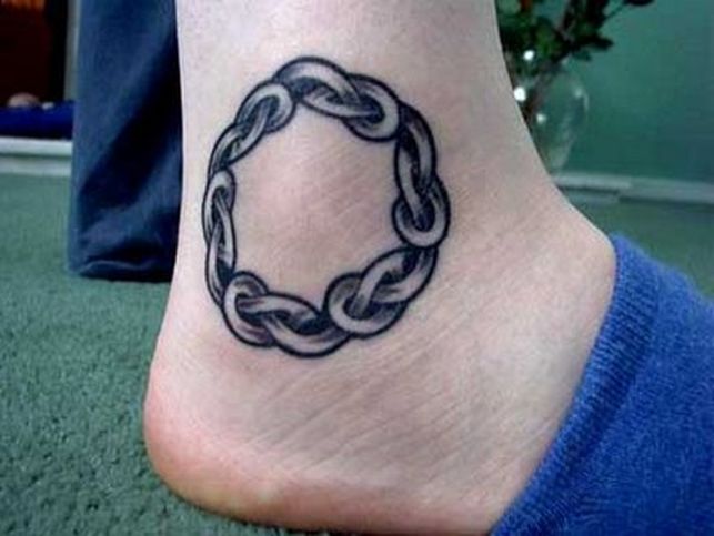 Tatouage celte femme