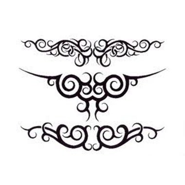 tatouage celtique bas du dos