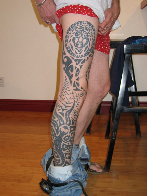 tatouage celtique jambe