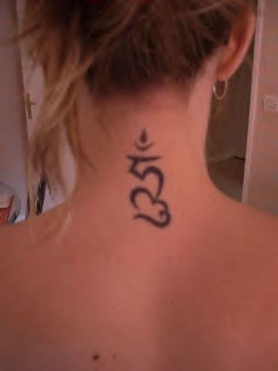 tatouage celtique nuque