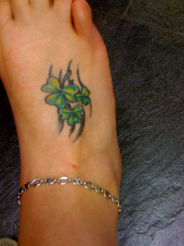 tatouage celtique pied