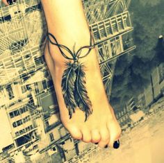 tatouage cheville femme bracelet