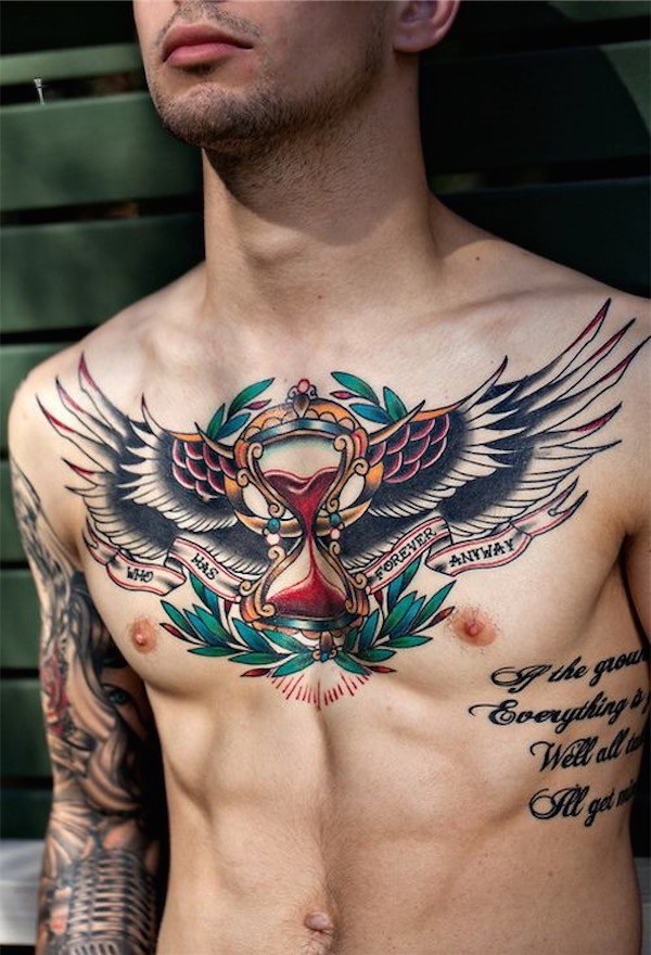 tatouage cou pectoraux