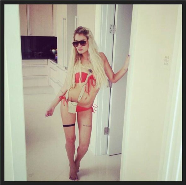 tatouage cuisses nabila
