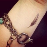 tatouage discret et jolie