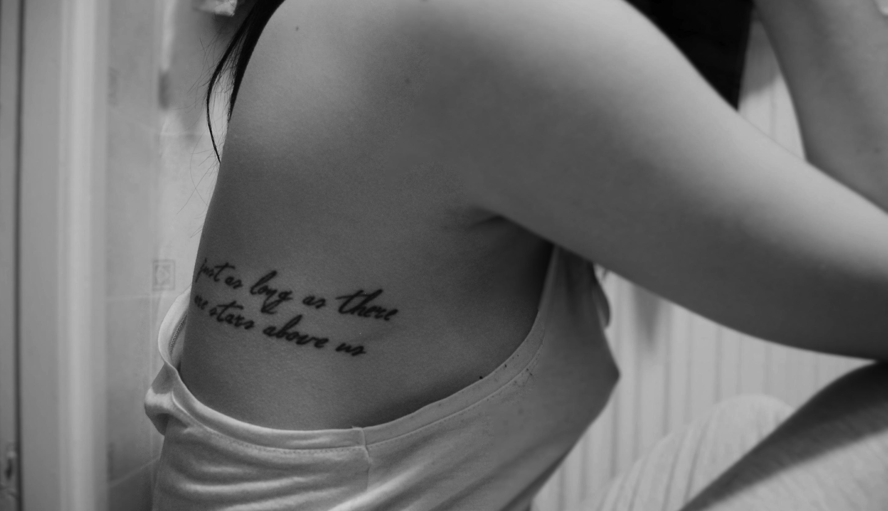 tatouage discret mais visible