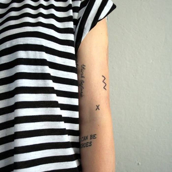 tatouage discret sur le bras