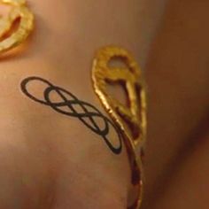 tatouage double infinity revenge