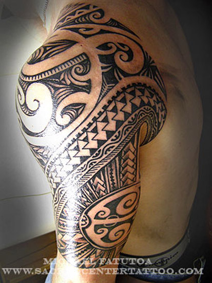 tatouage épaule celte