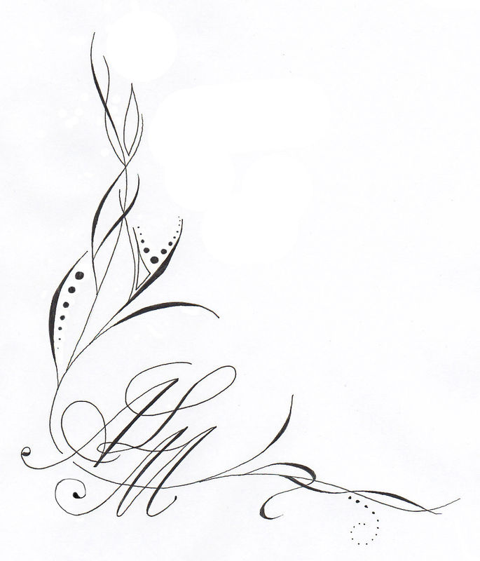 tatouage feminin initiale