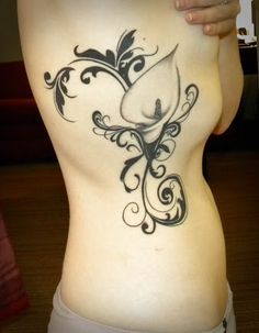tatouage fleur arome