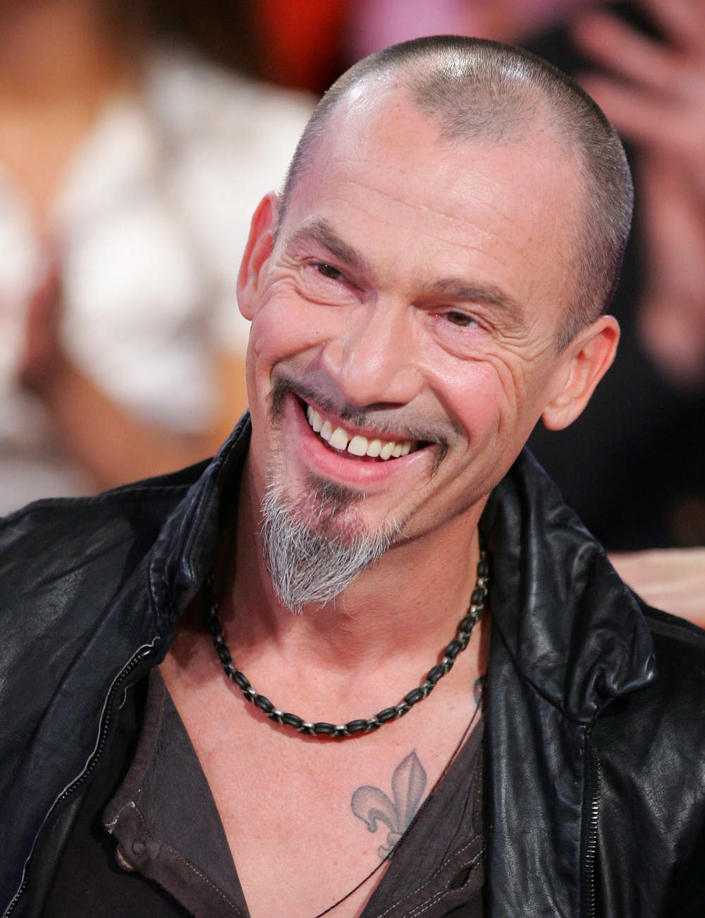 tatouage fleur lys florent pagny