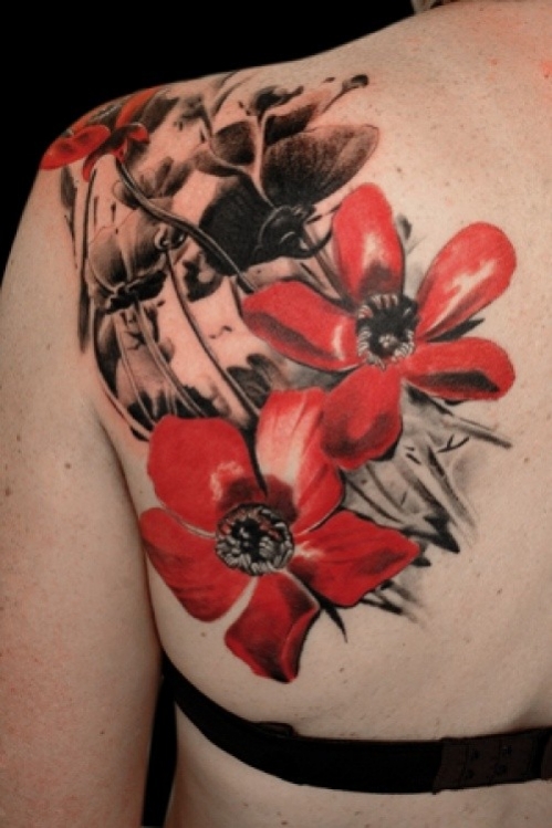 tatouage fleur realiste