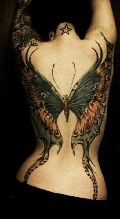 tatouage gothique dos