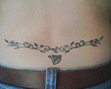 tatouage harpe celtique