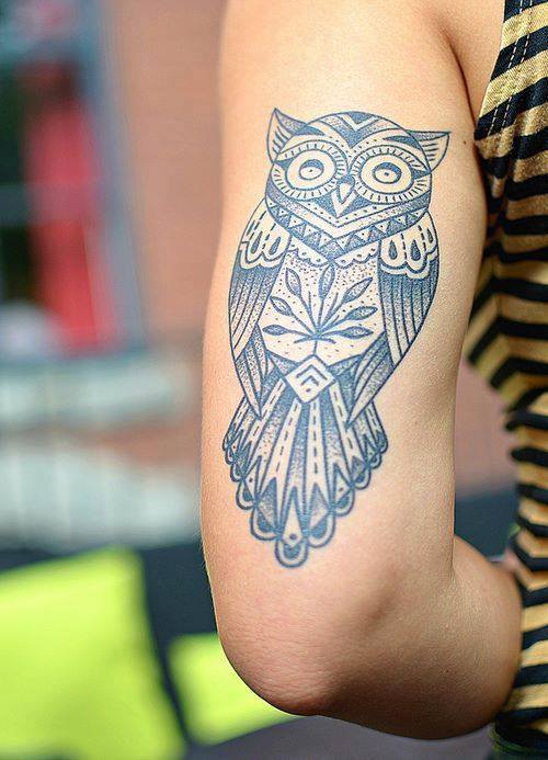 tatouage hibou tribal