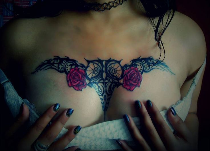 tatouage hiboux torse