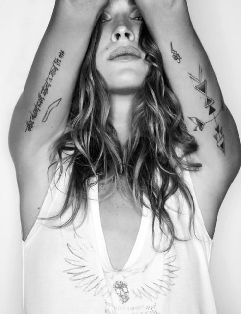 tatouage hirondelle erin wasson
