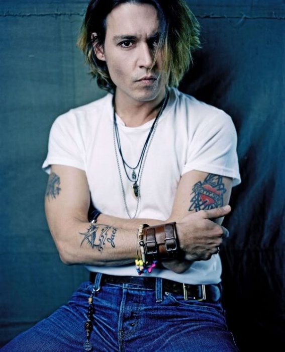 tatouage hirondelle johnny depp