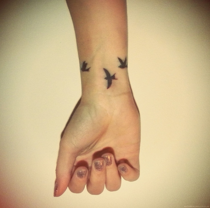 tatouage hirondelle pinterest