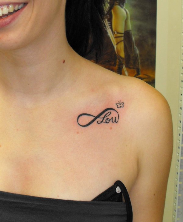 tatouage infini avec mot