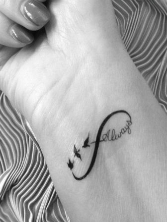 tatouage infini etoile