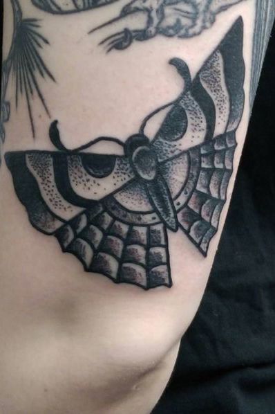 tatouage infini revisité